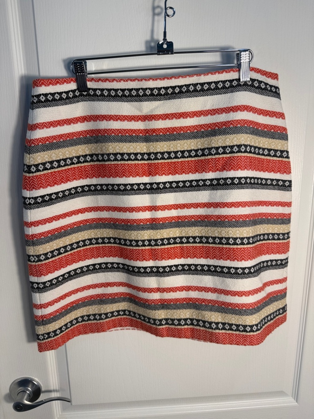 LOFT Striped Mini Skirt in Red, Cream, Black & Tan Size 12 Textured